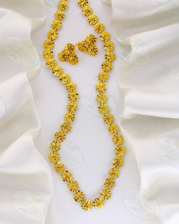 Floral Design Gold Necklace